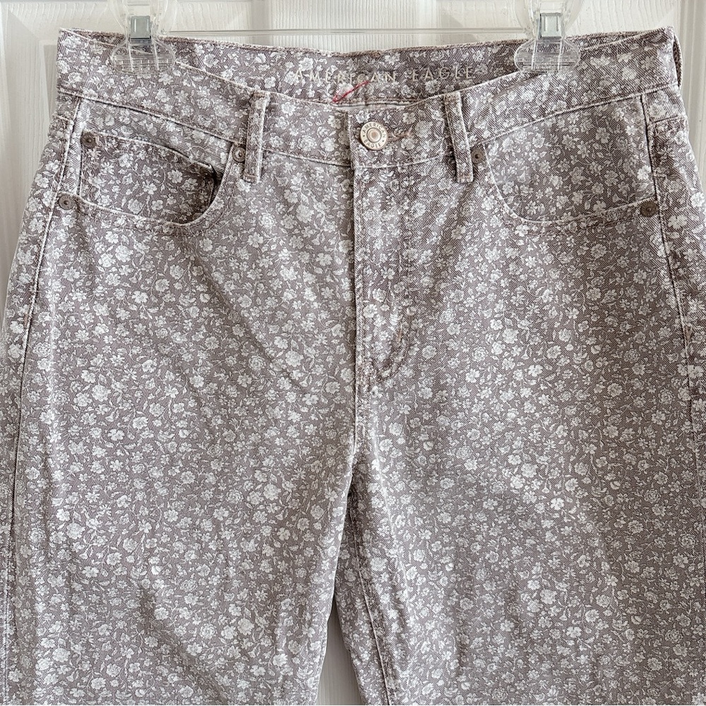 American Eagle '90s Straight Jean Floral Mom Jeans Cottagecore Ditsy Print Taupe - Picture 9 of 11